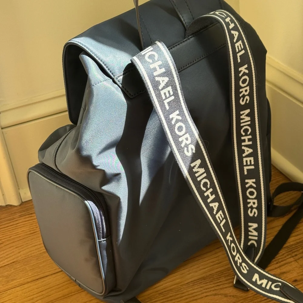 Michael Kors Blue Backpack with Modern Design and Adjustable Straps NEW - Picture 8 of 9